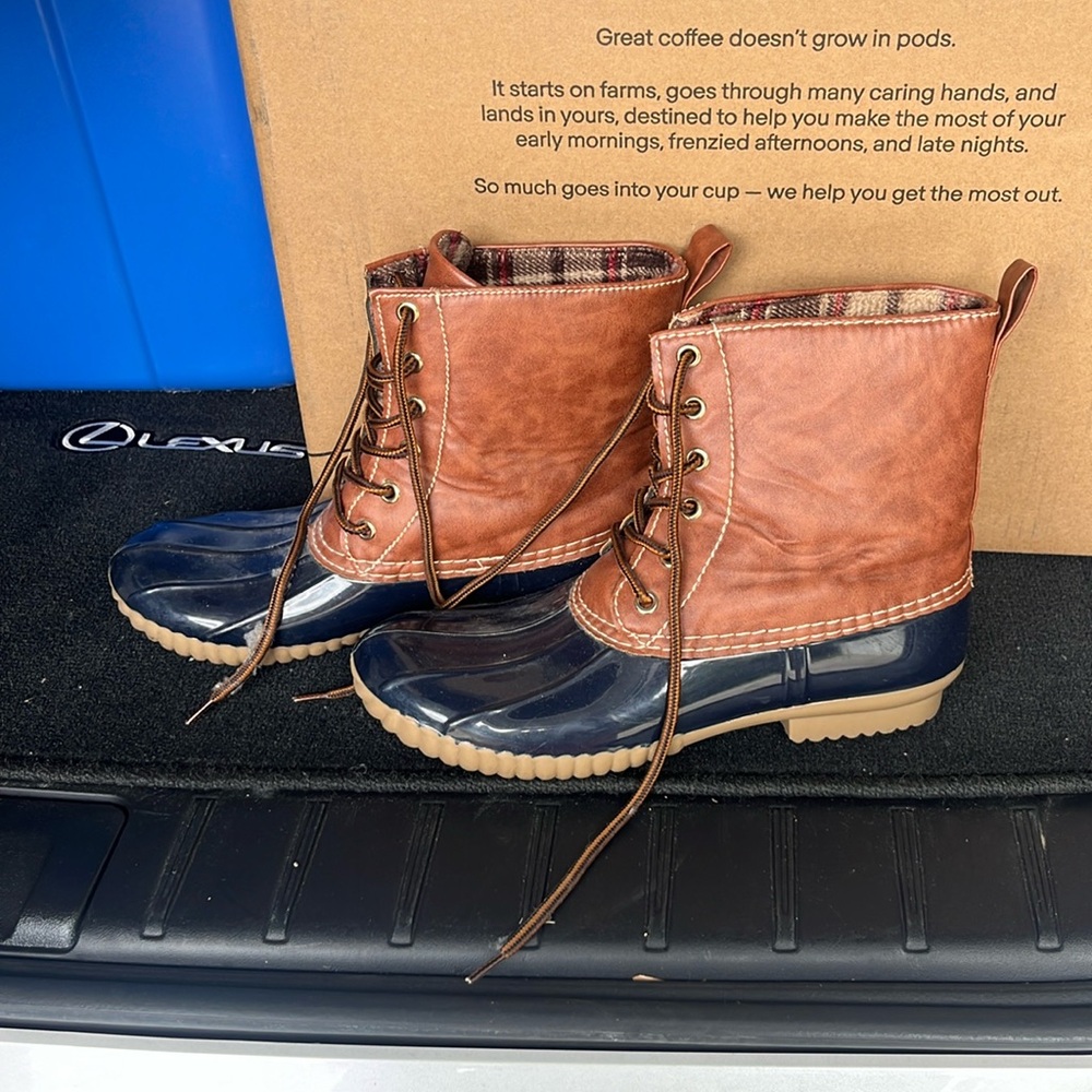 Yoki duck boots